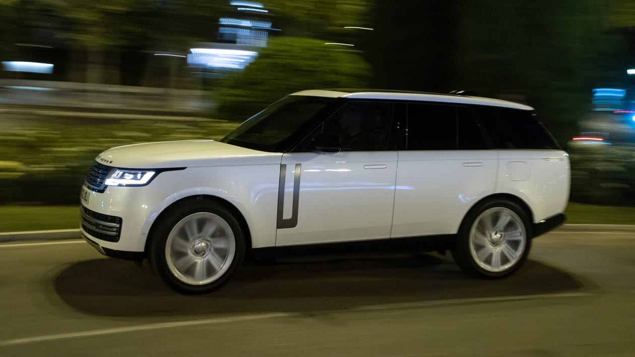 range-rover-thefts-prompt-jlr-to-boost-security-on-old-and-new-cars-or-auto-express